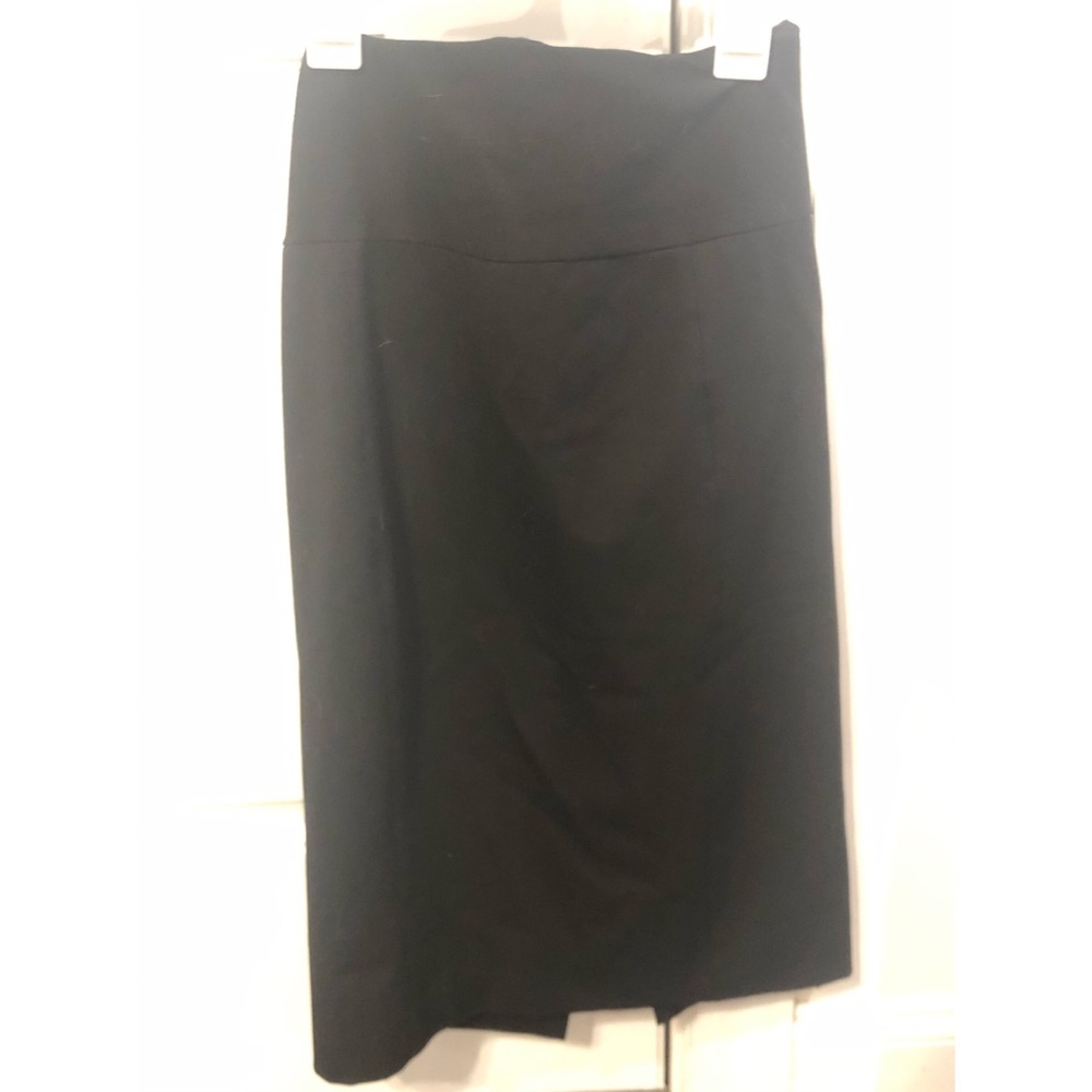 Black pencil skirt